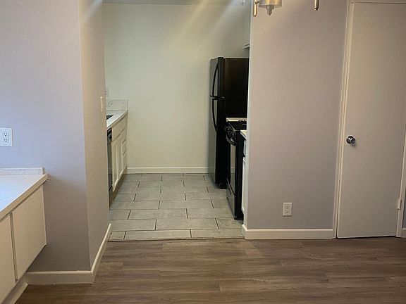 3rd image of 11701 Texas Ave APT 105