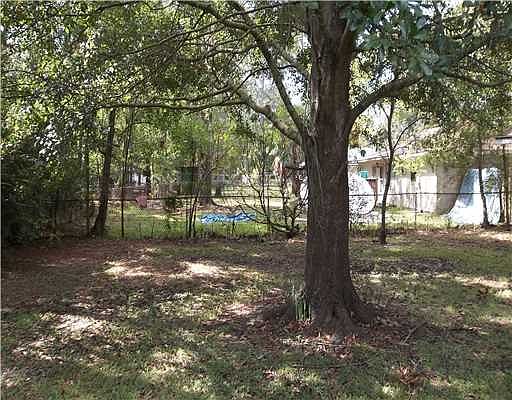 5th image of 5218 Little John St