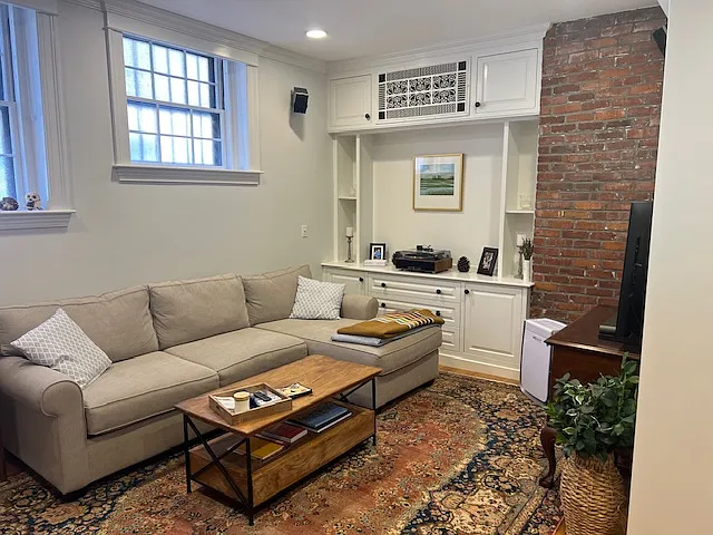 58 W Cedar St #1 — Photo 18