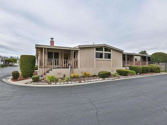 4th image of 840 Villa Teresa Way #840