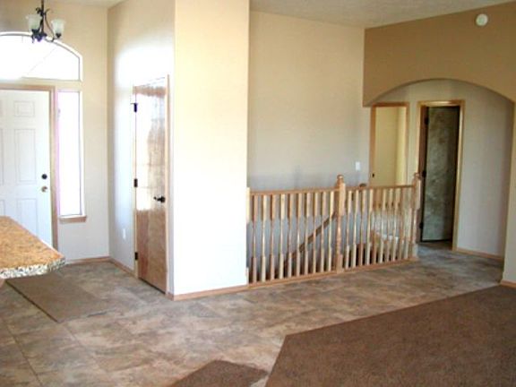 2nd image of 5904 S Laurel Crst