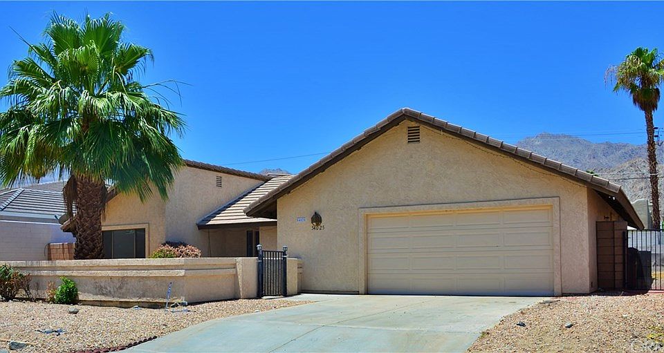 1st image of 54025 Avenida Herrera