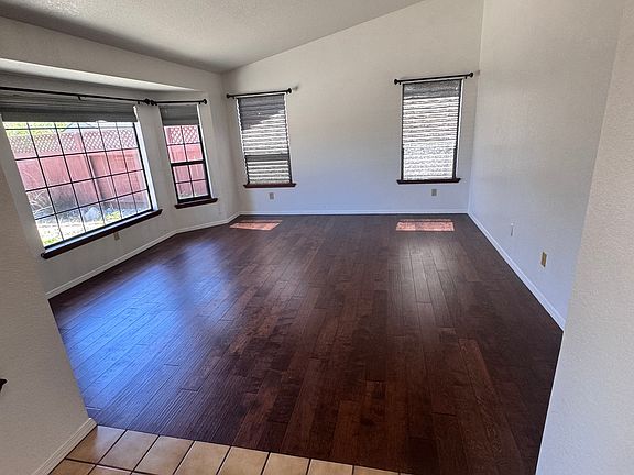 2nd image of 266 Alder St