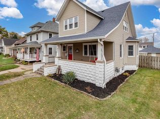 403 39th St, Moline, IL 61265