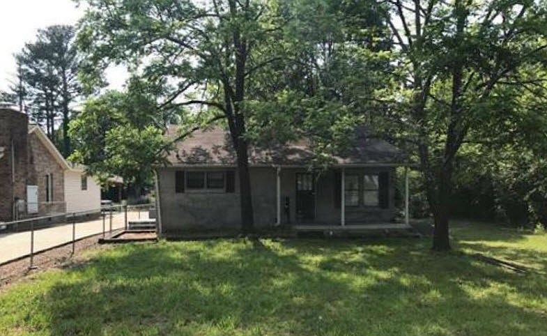1st image of 134 Hollywood Dr