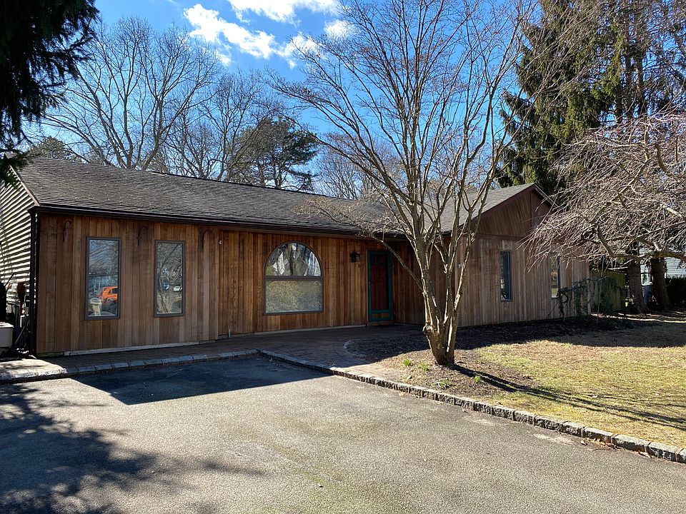 16 Cullen Ln.