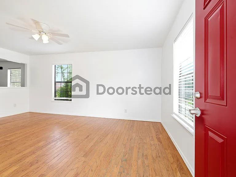3400 Wayside Ave — Photo 6