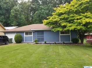 5023 Kyle Ln NW, Huntsville, AL 35810