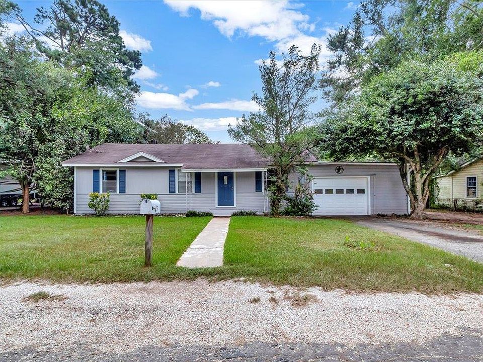 1st image of 245 Muscadine Cir