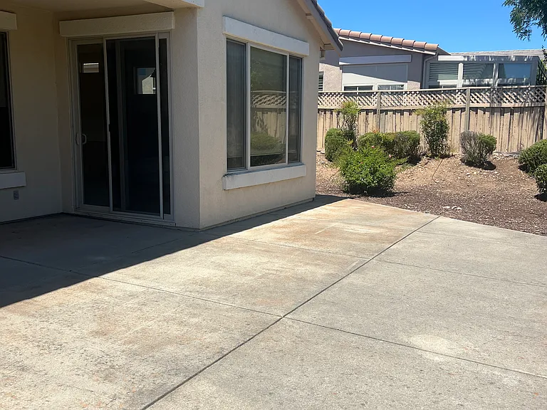 1205 Shadow Glen Ln — Photo 49