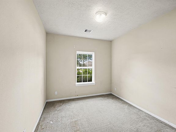 4th image of 2218 Moonstone Ct