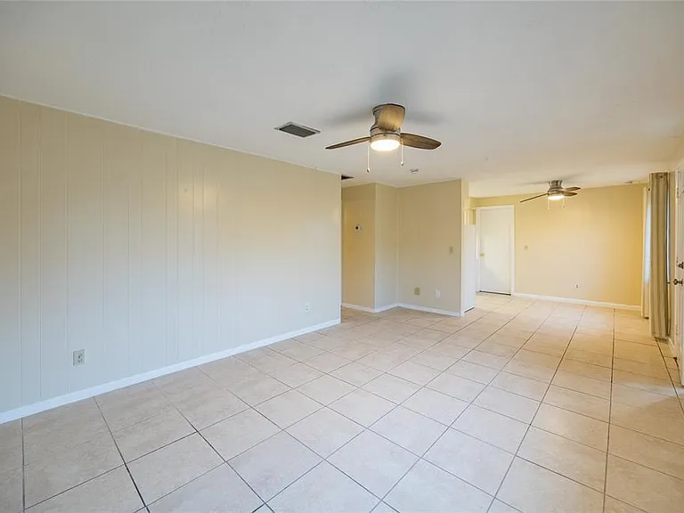 400 S Meteor Ave — Photo 5