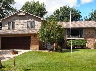 1913 S 5th Ave, Marshalltown, IA 50158