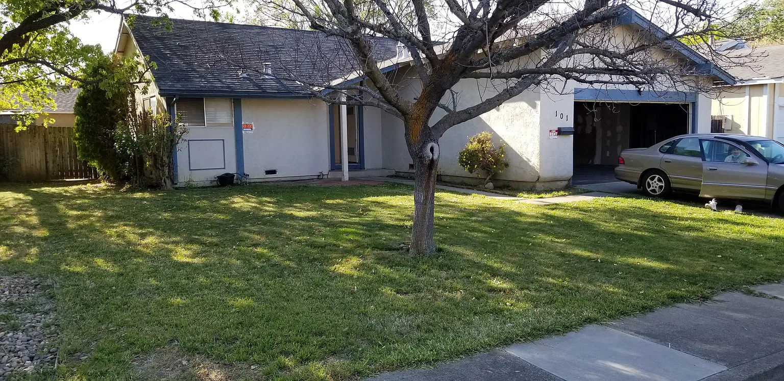 101 Longview Dr photo 1