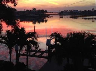 16319 Redington Dr, Redington Beach, FL 33708