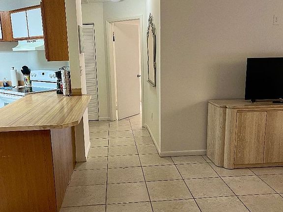 Hallway between Kitchen and Living Room