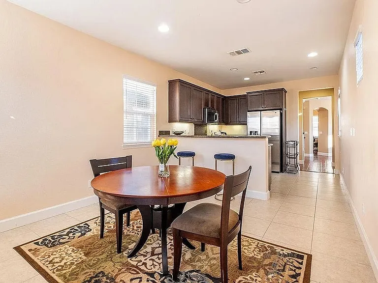 2925 Kobio Dr — Photo 6
