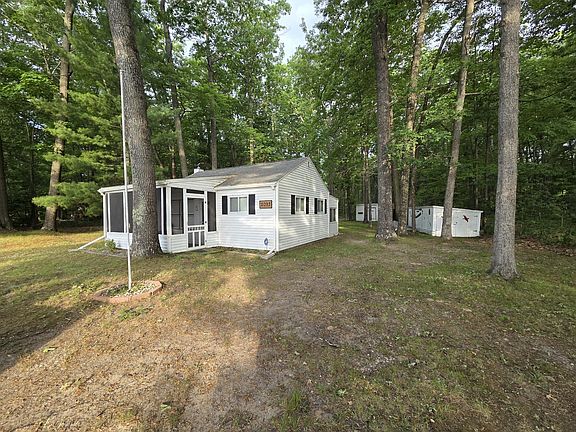 4th image of 2093 N Tallman Lake Rd