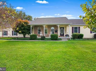 1135 Fox Run Ter, Hanover, PA 17331