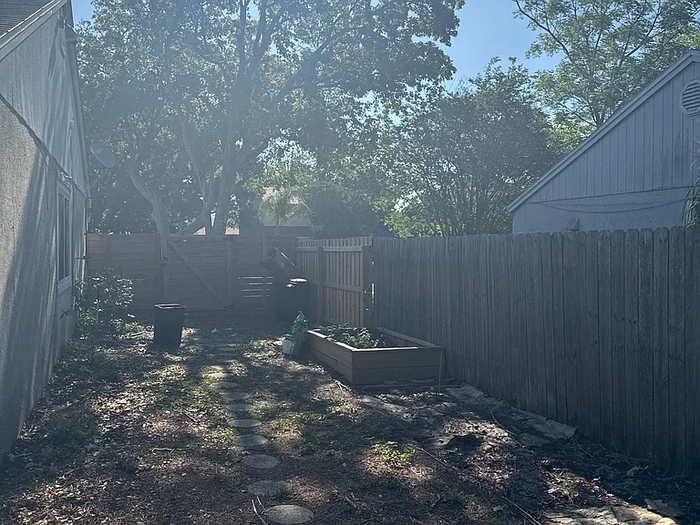 474 Aquatic Dr — Photo 8