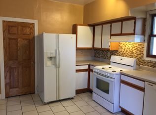 637 N Winnebago St, Rockford, IL 61103