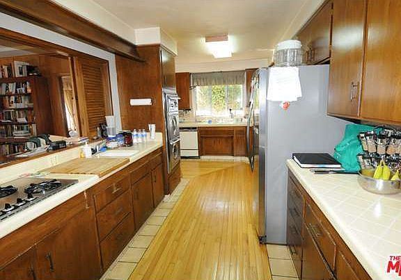 2nd image of 5220 S Corning Ave