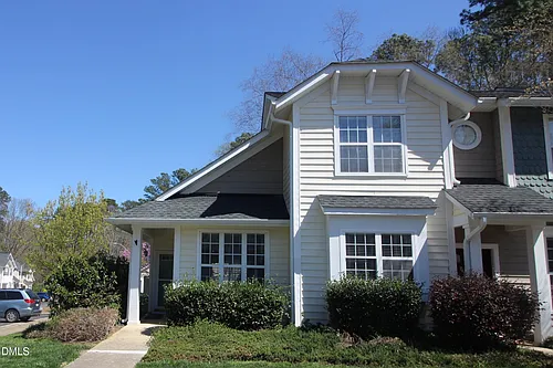 2201 Valley Haven Dr Photo 1
