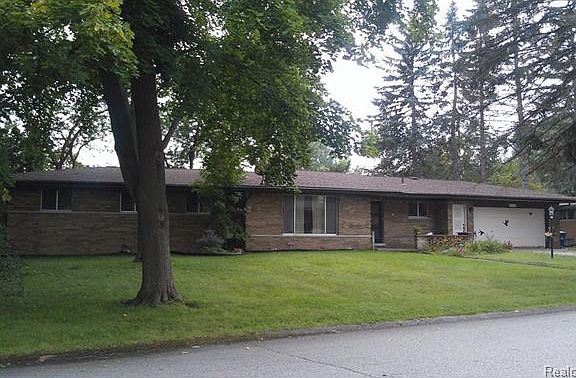 2nd image of 8553 Sandy Crest Dr