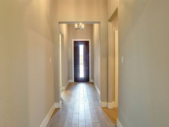 3rd image of 204 Pennington Rd