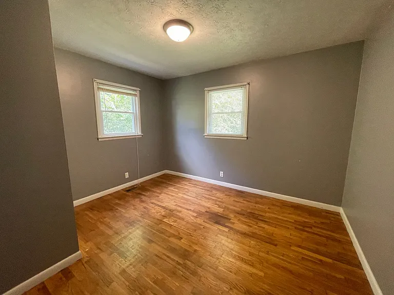 730 Crabapple Dr — Photo 10