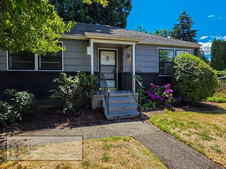 5725 N Montana Ave — Photo 16