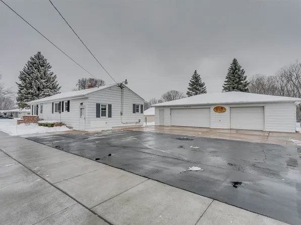 2101 Hazen Rd, Green Bay, WI 54311