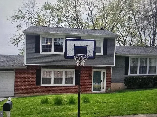 2522 Wexford Dr, Wilmington, DE 19810