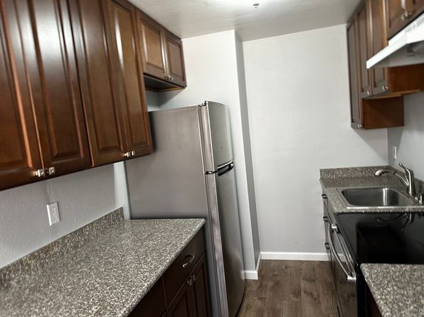 2230 84th Ave APT A