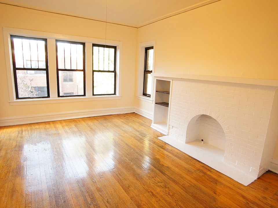 1st image of 2542 N Kedzie Blvd #3W