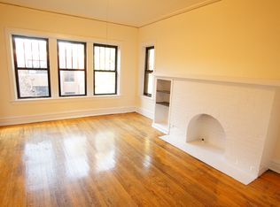 2542 N Kedzie Blvd #3W, Chicago, IL 60647