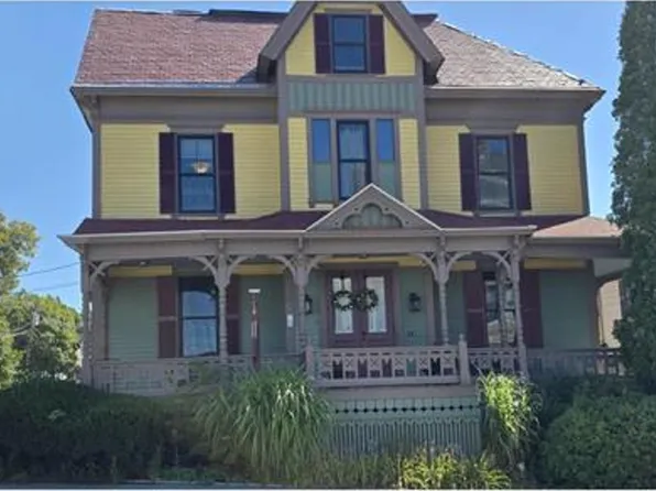 27 Prospect St #3, Marlborough, MA 01752