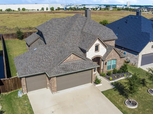 1408 Evening Primrose Dr, Mansfield, TX 76063