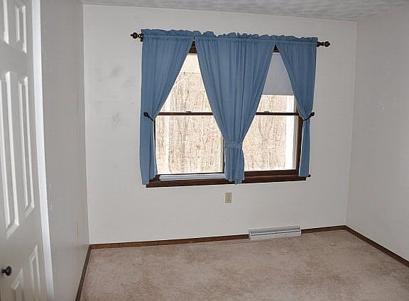 5th image of 12163 Henderson Overlook Rd