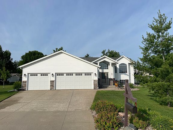 2nd image of 1827 Celia St Lot Wp001