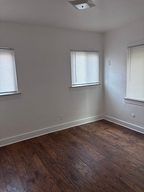 2nd image of 384 N Perry St APT 4