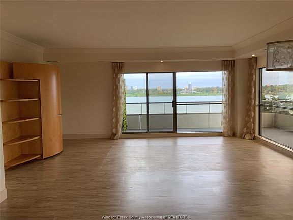 3rd image of 5151 Riverside Dr E #503