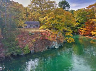 16 Seabury Cove Rd, York, ME 03909