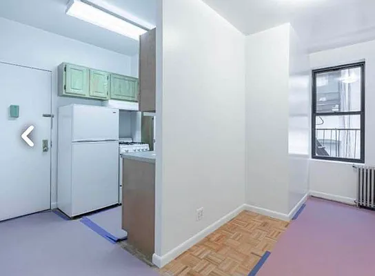 Rented by M.Grossman R.E. Management | media 11