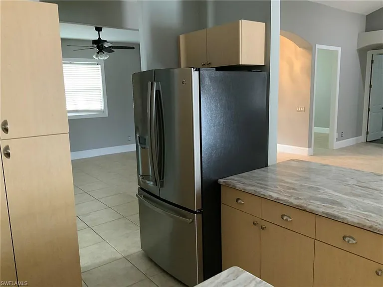 2715 SW 2nd Pl — Photo 12