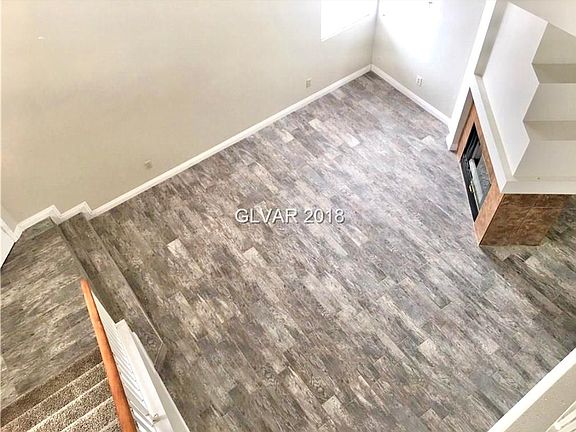 4th image of 7920 Cadenza Ln