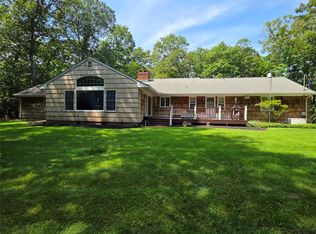9 Cliff Rd, Port Jefferson, NY 11777