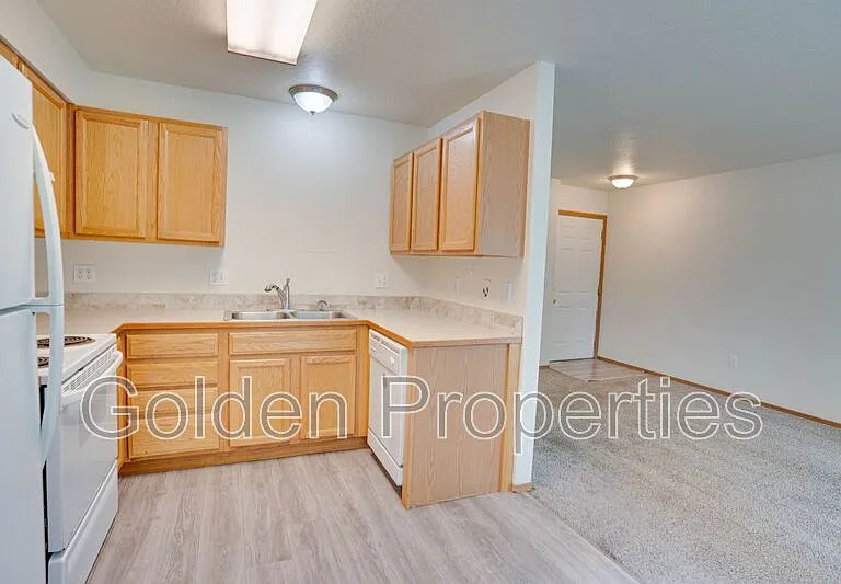 317 W Cherry Ave #A — Photo 2