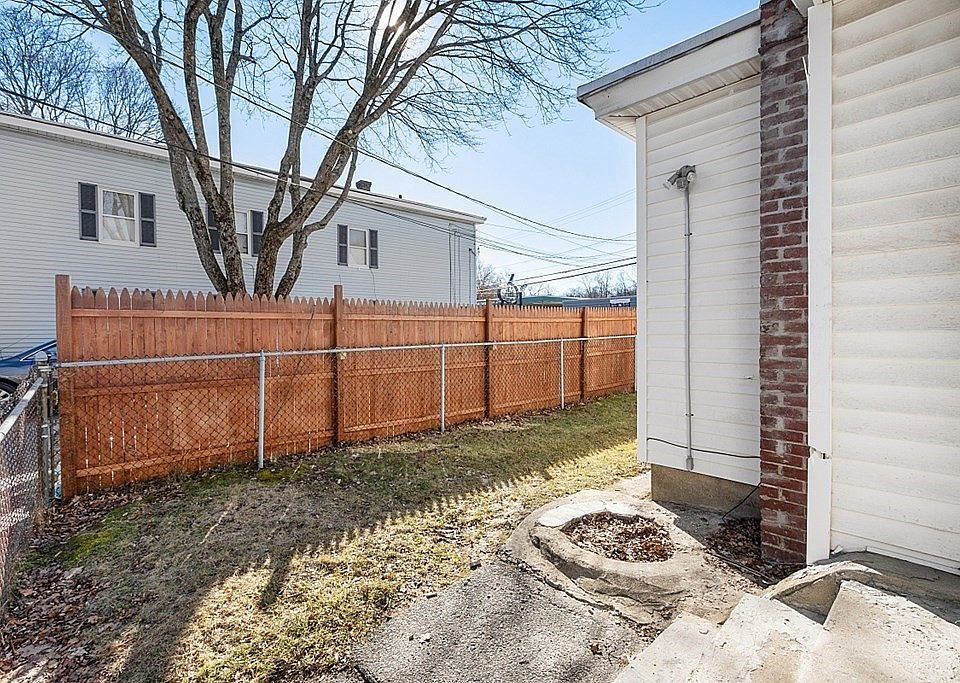 217 Bemis Rd Fitchburg, MA, 01420 Apartments for Rent Zillow