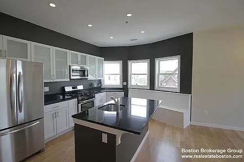 17 Ashley St Photo 1